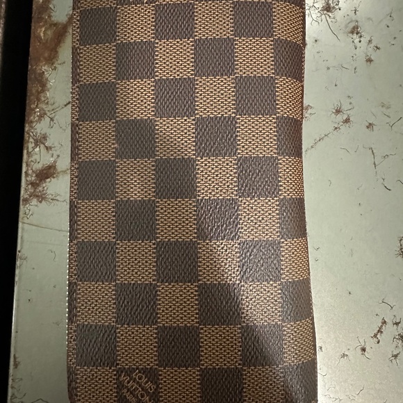 Louis Vuitton 2020 LV Monogram Zippy Organizer Wallet - Picture 1 of 4